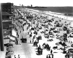 Santa Monica Beach 1940